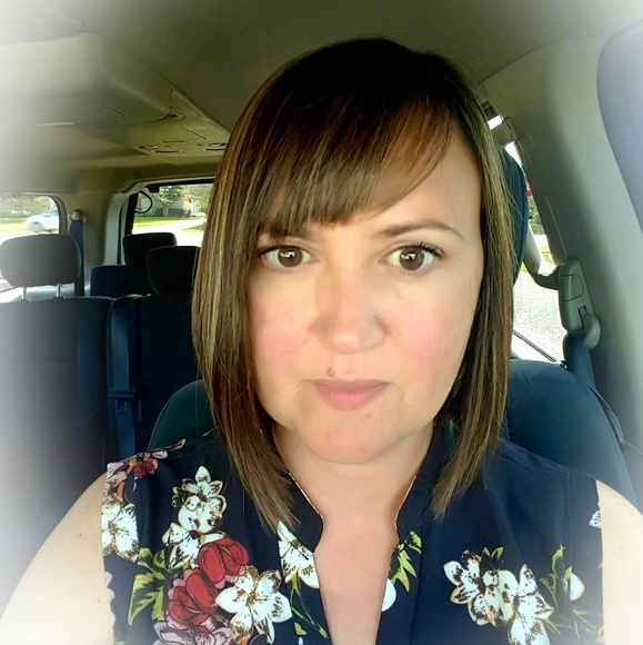 Meet your Posher, Sherry - Picture 1 of 2